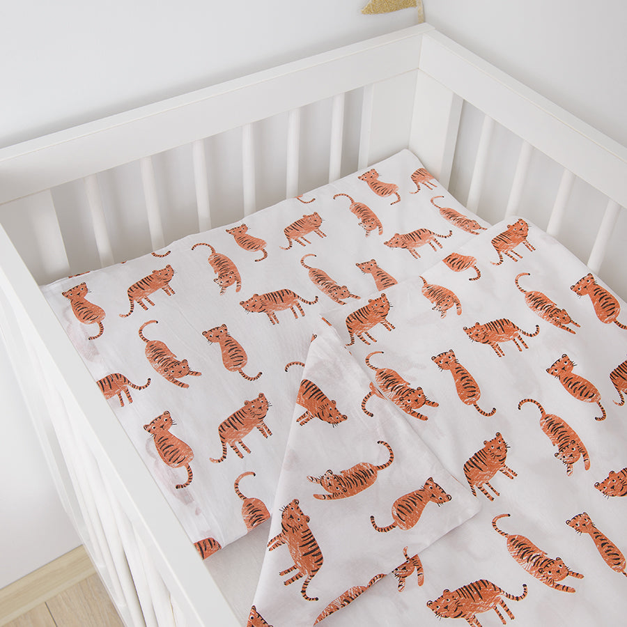 2 Piece Baby Bedding Set White Tigers CC CTB2432122