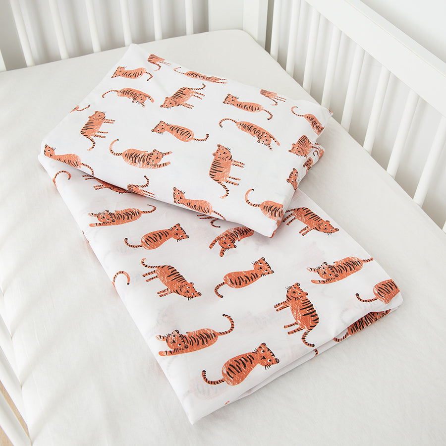 2 Piece Baby Bedding Set White Tigers CC CTB2432122